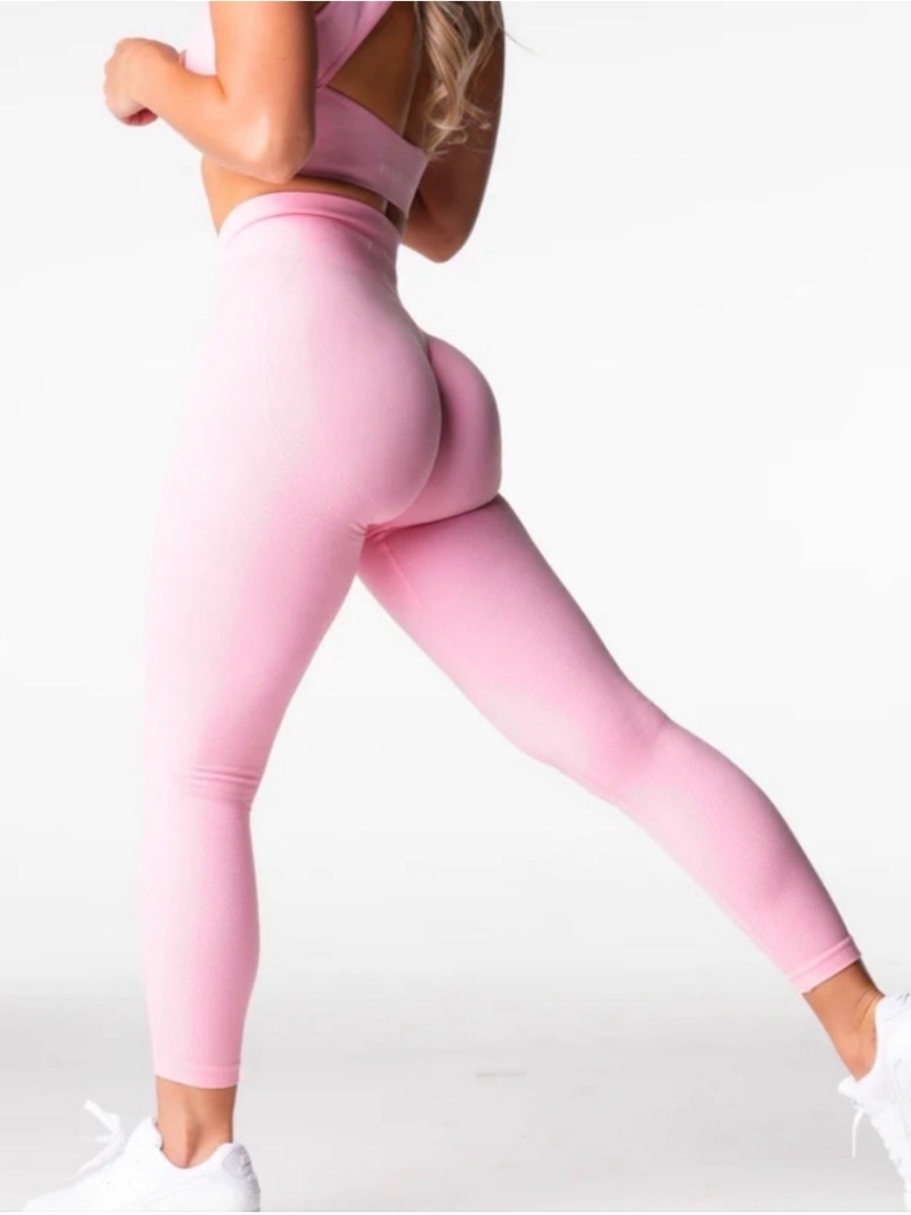Like new NVGTN baby pink Lift seamless leggings